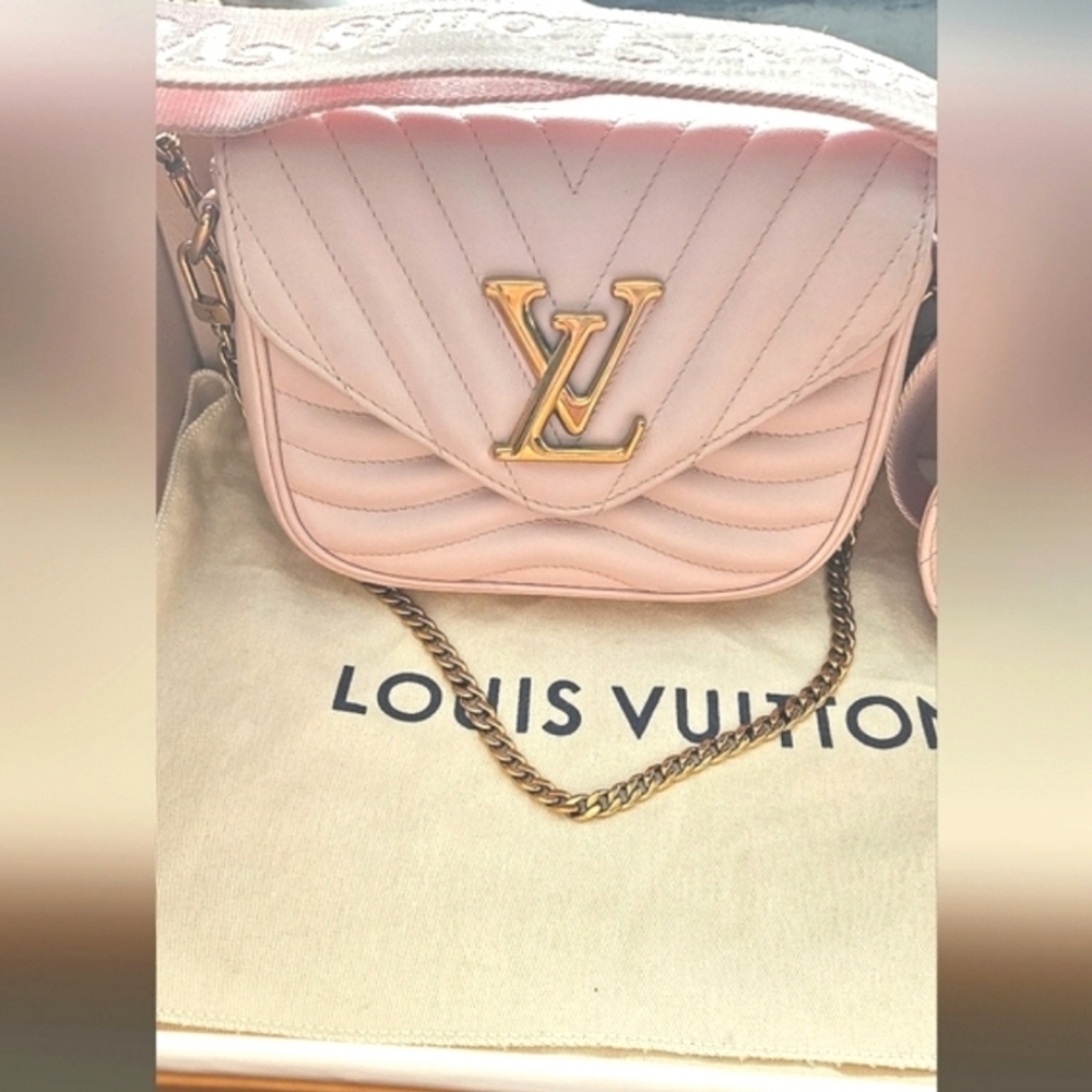 Louis Vuitton New Wave Multi Pochette